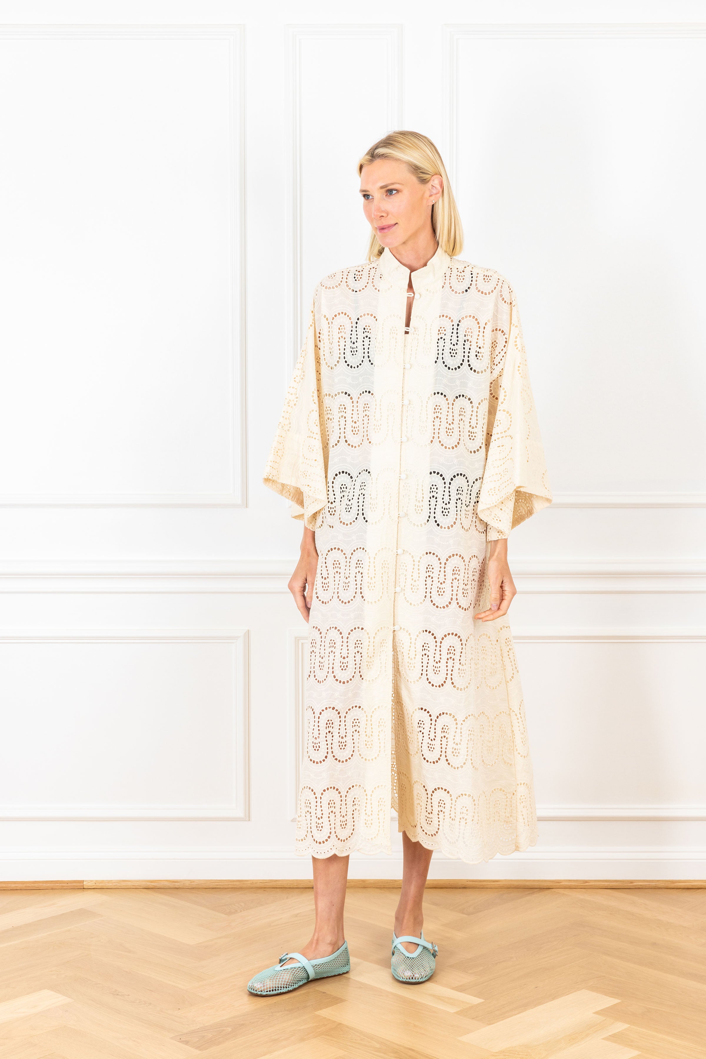 Shortbread Scallop Open Front Caftan